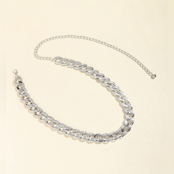 Adjustable Curb Chain Belt - Picture 4 of 9